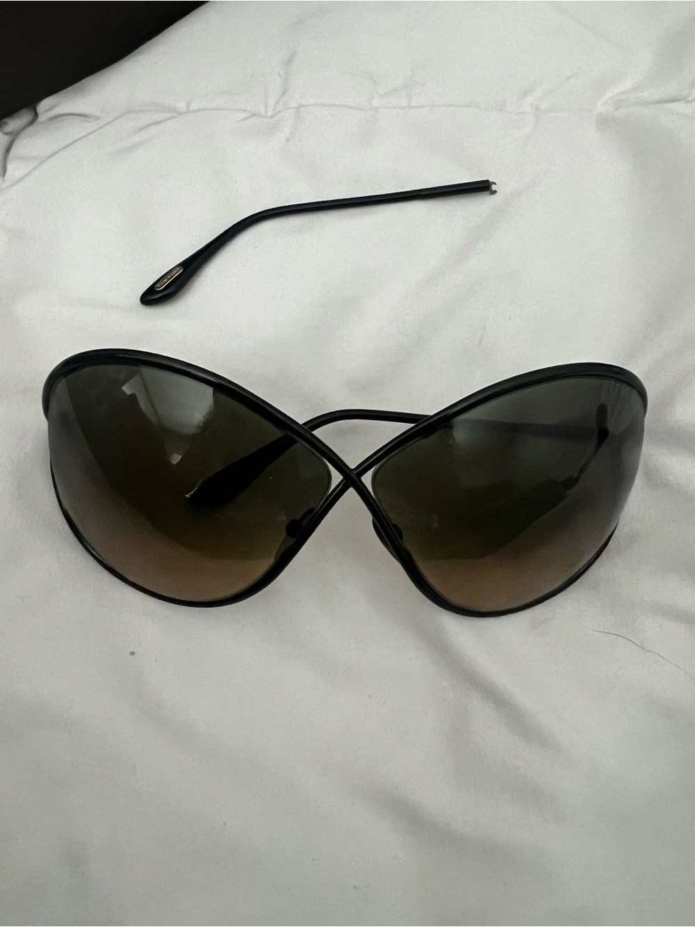 Tom Ford Black Frame Sunglasses with Gradient Brown Lenses